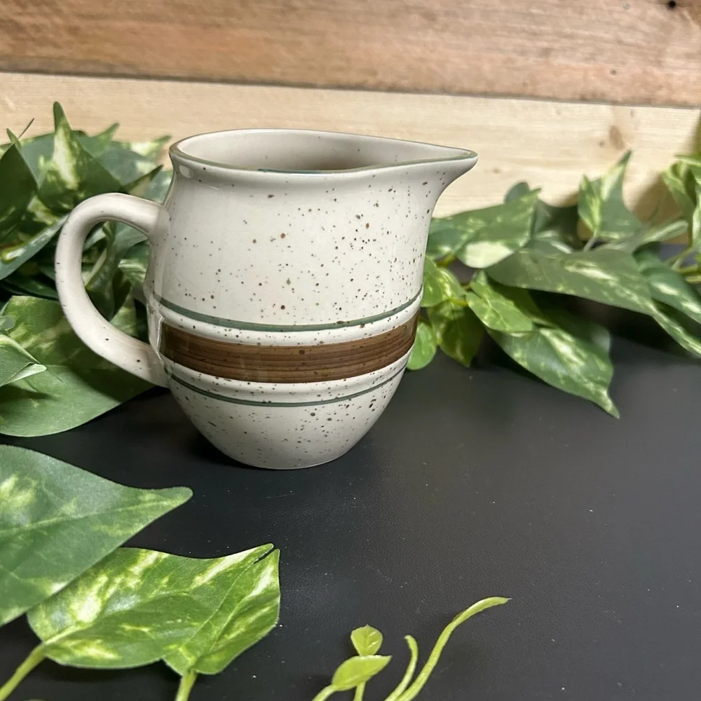 Cabela’s‎ Folkcraft Stoneware Creamer  Striped Speckled Pattern Country Cabin